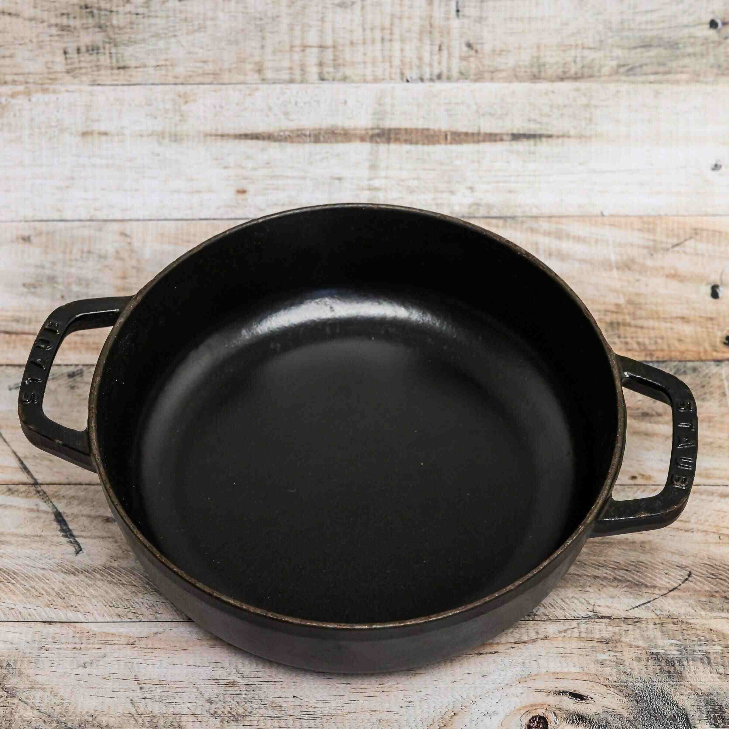 Staub Double Handle Skillet 10.2 Inch.