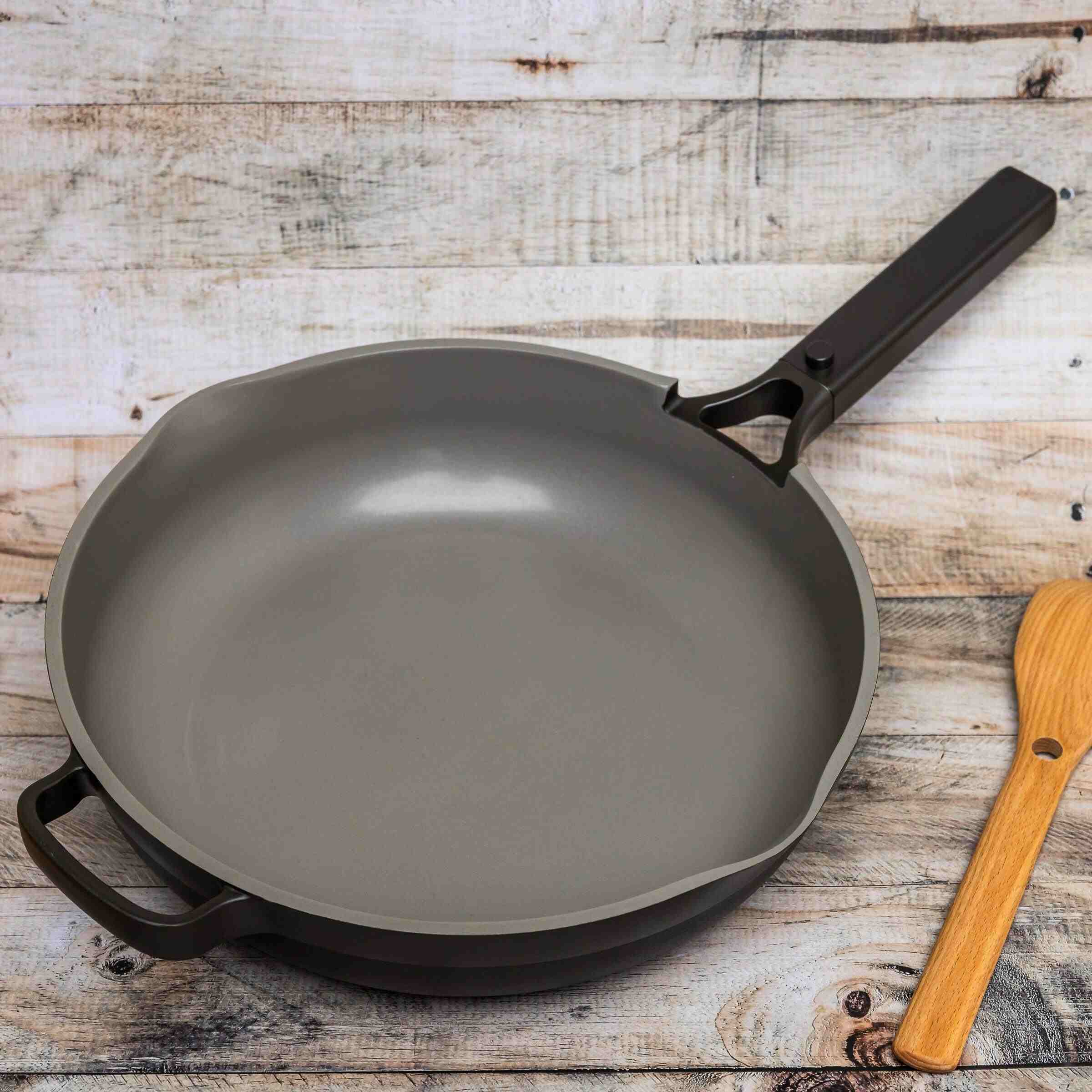 Large Our Place Always Pan 2.0 - Charcoal.