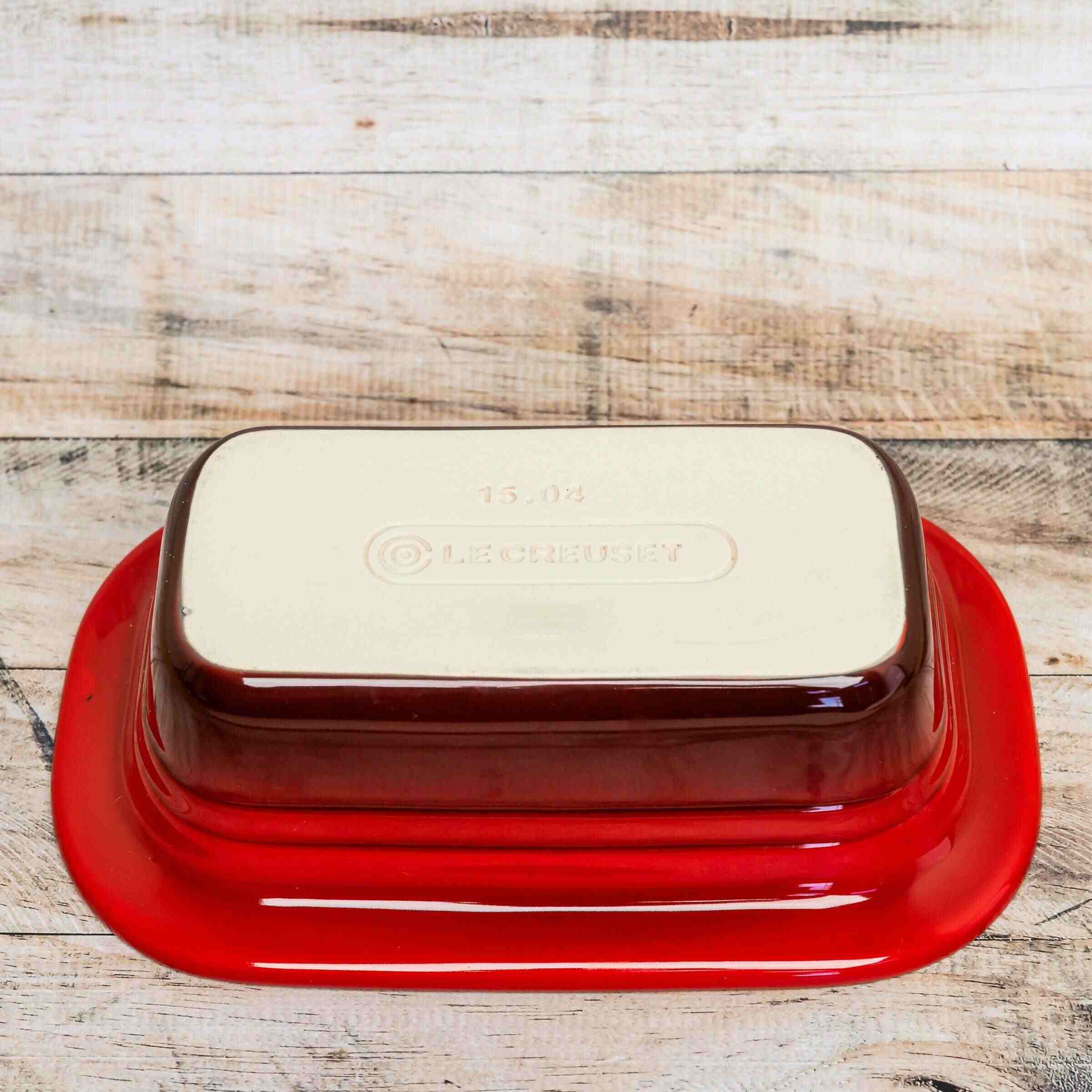 Gently Used, Pre-owned, Cerise Le Creuset Loaf Pan, bottom