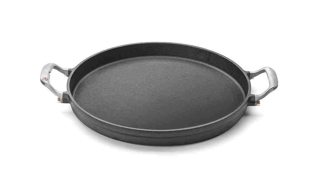 Cast Iron Deep Dish Pizza Pan | Outset - Kitchen Switchen